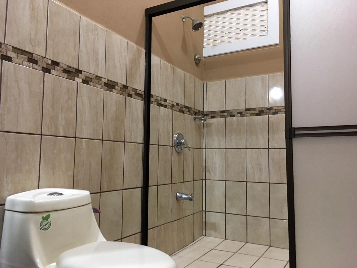 Hotel Hacienda El Rodeo Вуэльтас Экстерьер фото